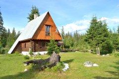 Die Hütte in der Hohen Tatra im Sommer